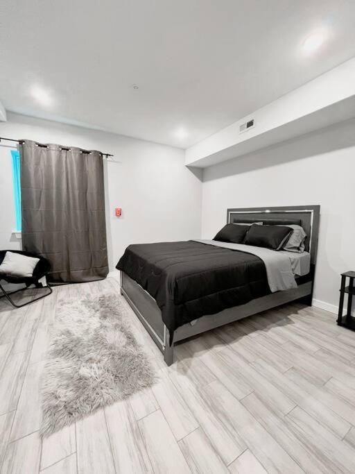 Beautiful Newly Built 4bds/2br Spacious Lux